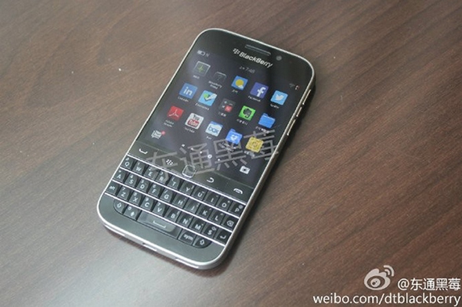 BlackBerry Classic-2