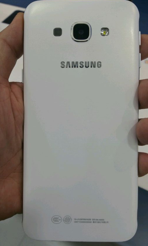 Samsung-Galaxy-A8-02